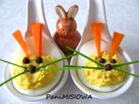 http://static.gotujmy.pl/THUMB_MED/jajka-faszerowane-zajaczki-zdjecie-glowne-zajaczki-atrakcyjnie-prezentuja-sie-na-wielkanocnym-stole-260167.jpg