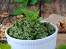 Przepis Pesto Z Pokrzywy Przepis Gotujmy Pl