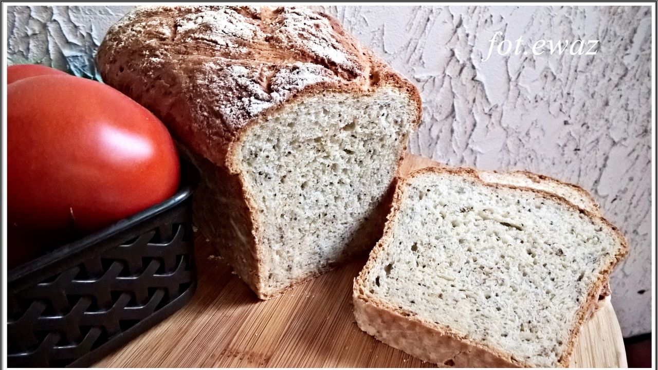 Przepis Chleb pszenny z chia i ostropestem przepis Gotujmy.pl