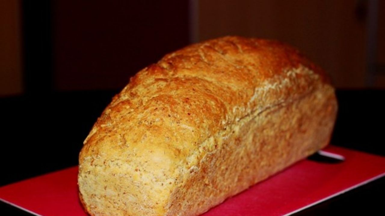 Przepis Chleb z foremki pszenny z otrębami żytnimi przepis Gotujmy.pl