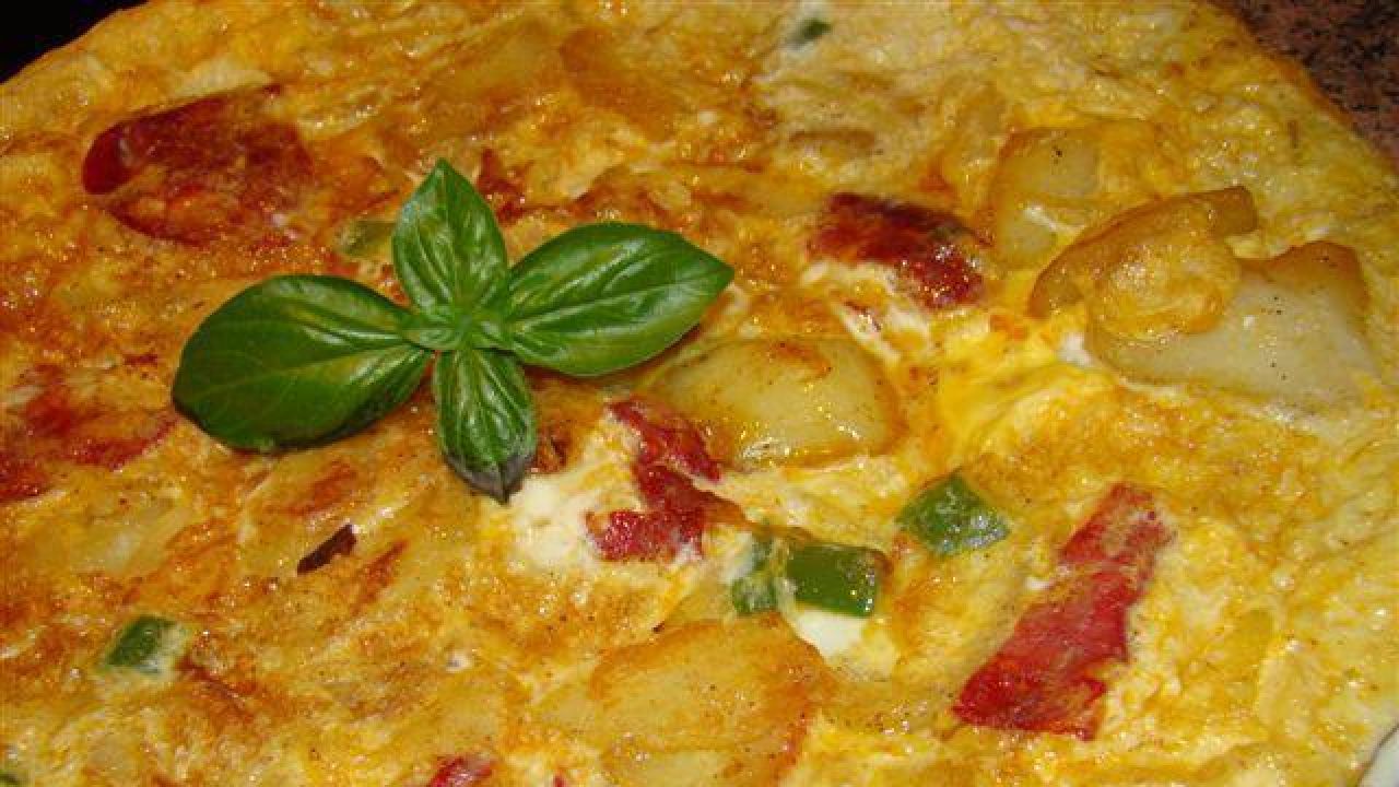 Przepis Moja tortilla de patatas z chorizo przepis Gotujmy.pl