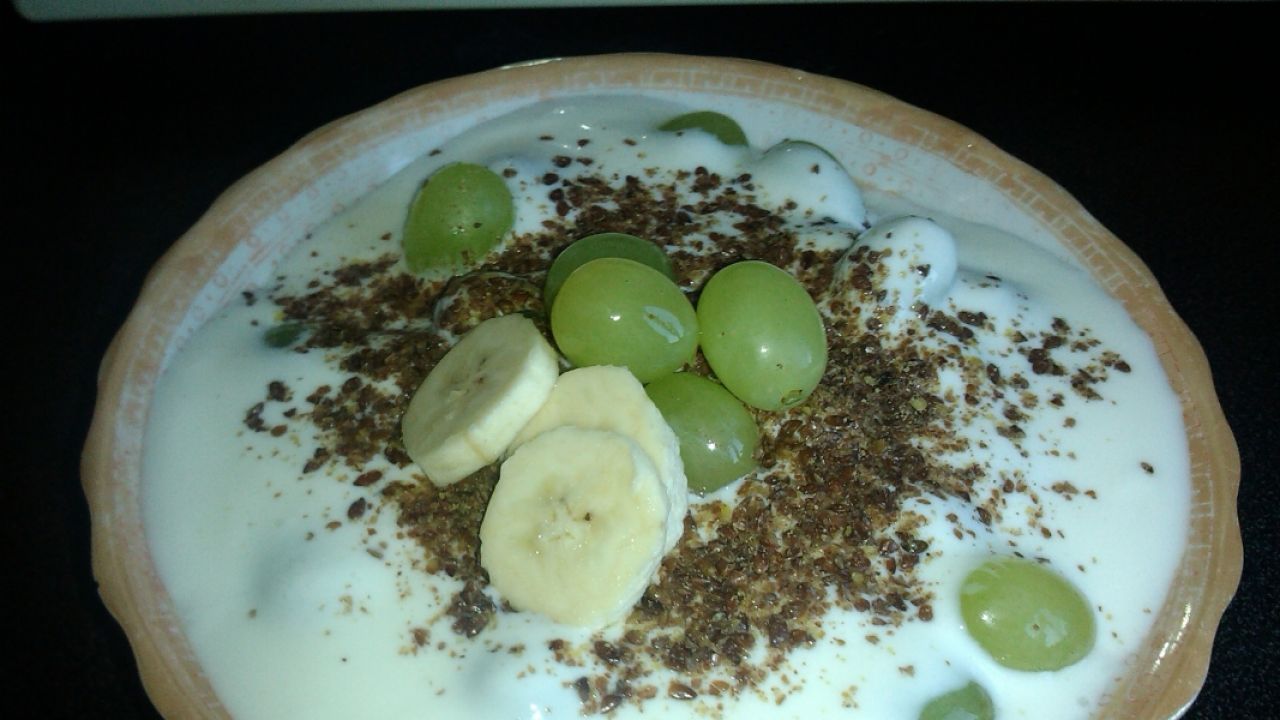 Przepis na Owocowe śniadanie z siemieniem lnianym