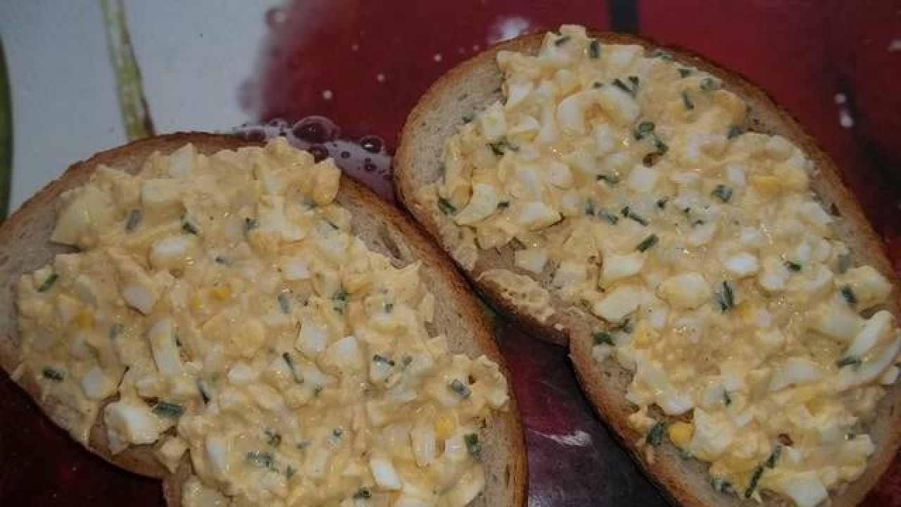 Przepis Pasta jajeczna do chleba przepis Gotujmy.pl