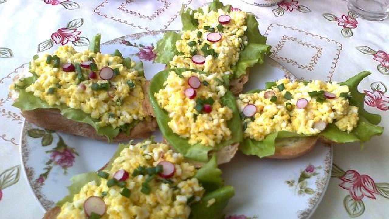 Przepis Pasta jajeczna z rzodkiewką 3 przepis Gotujmy.pl