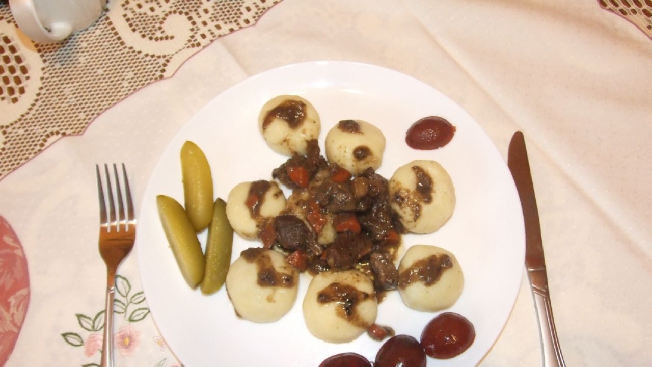 Przepis - Roztoczańska świeżynka z fantazją przepis - Gotujmy.pl