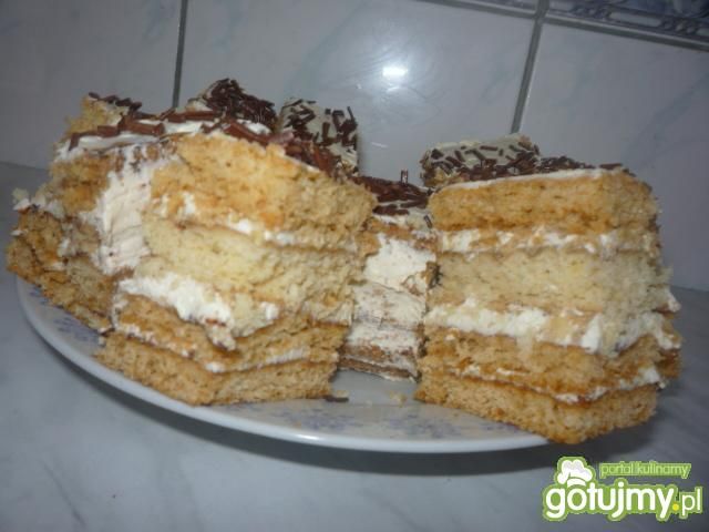 4 warstwy ciasta