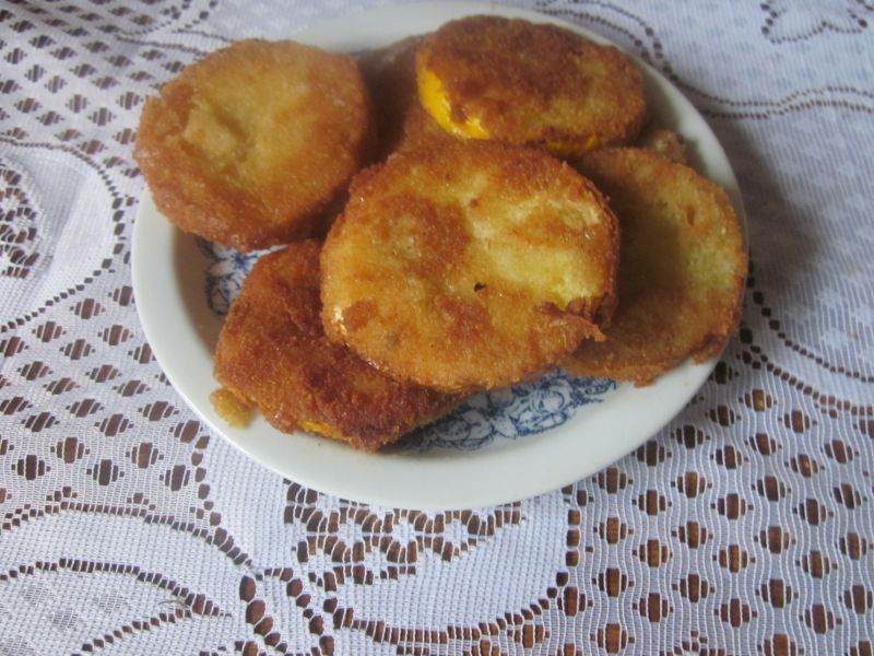 A la kotleciki z żółtej cukinii