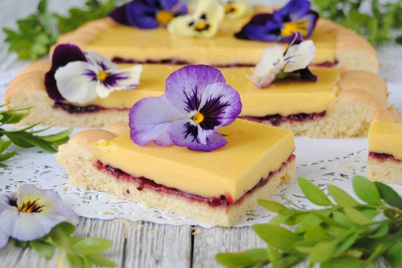 Adwokatowy mazurek z bratkami