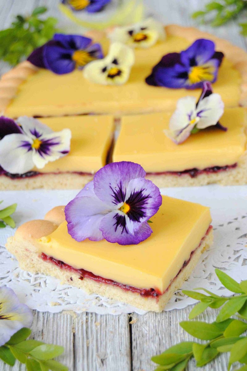 Adwokatowy mazurek z bratkami