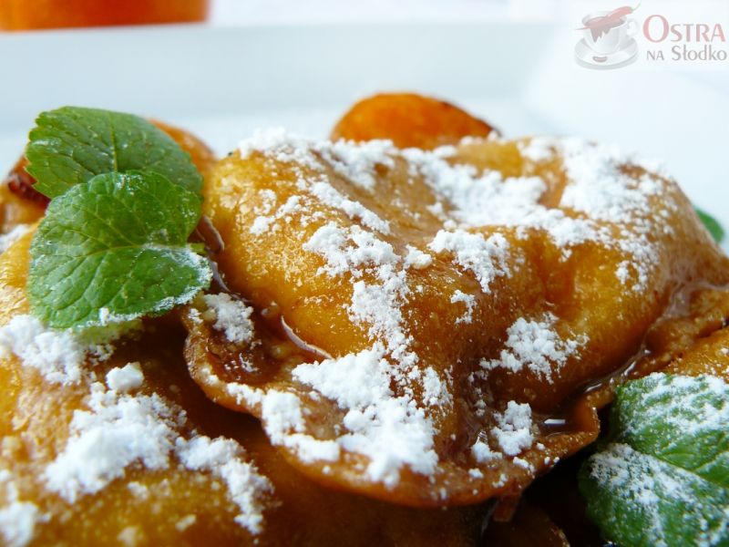 Agnolotti Suzette ( z Cointreau i pomarańczami ) Agnolotti Suzette ( z Cointreau i pomarańczami )
