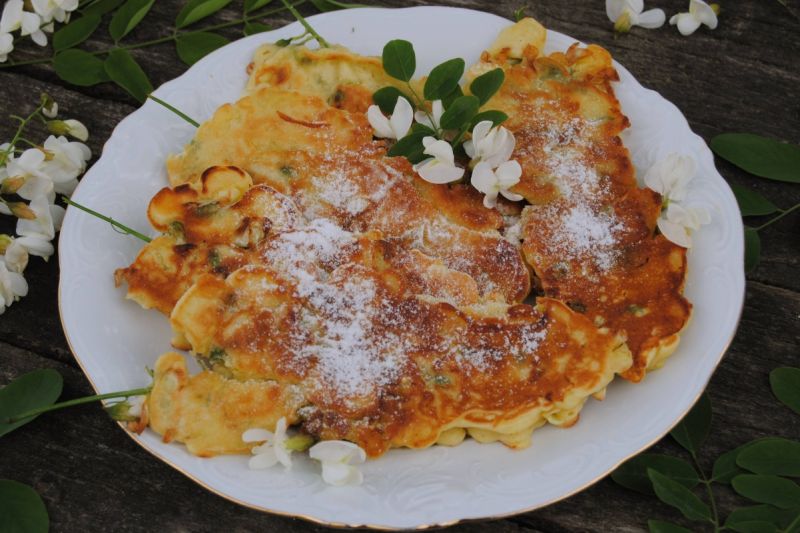 Akacjowe placki Akacjowe placki