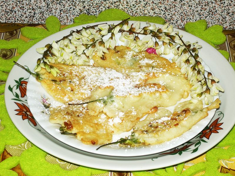 Akacjowe placki
