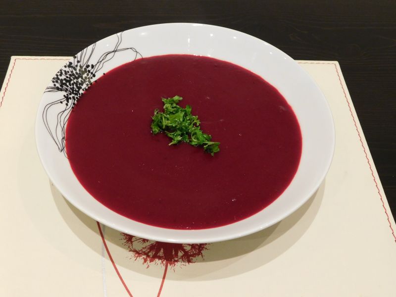 Aksamitna zupa - krem z buraków
