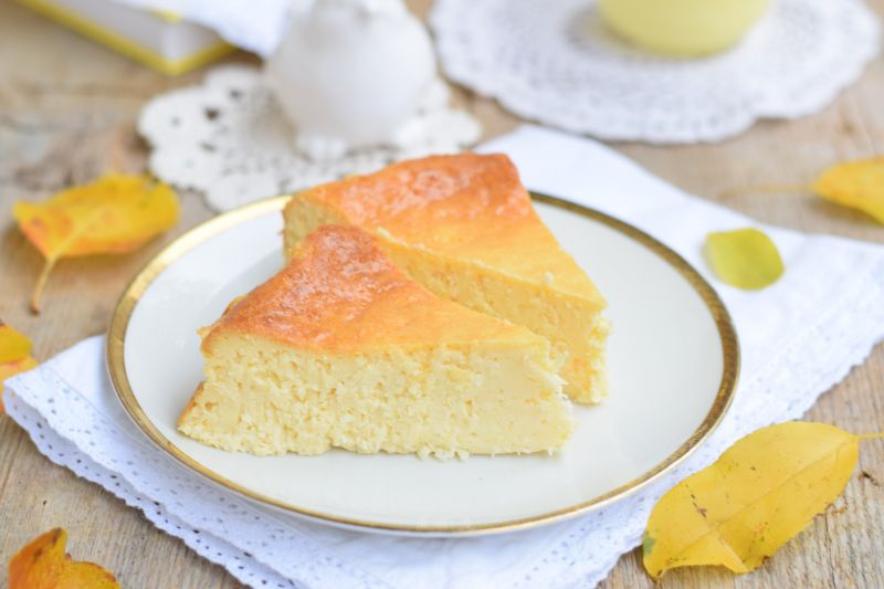 Aksamitny sernik kokosowy z krupnikiem słony karme Aksamitny sernik kokosowy z krupnikiem słony karme