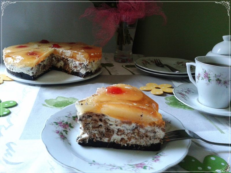 Alla sernik z ciasteczkowym wnętrzem  Alla sernik z ciasteczkowym wnętrzem