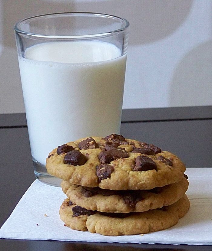 Amerykańskie ciastka z kawałkami czekolady