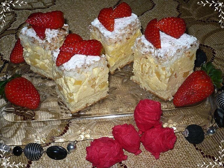 Ananasowiec na biszkopcie Ananasowiec na biszkopcie