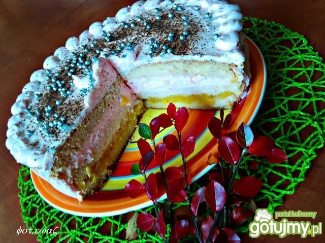 Ananasowo śmietanowy torcik Ananasowo śmietanowy torcik