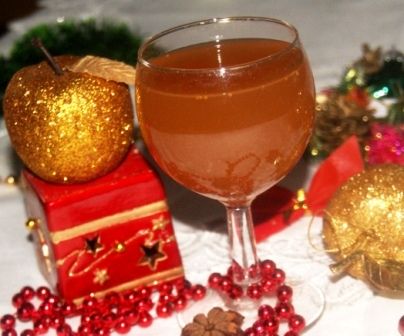 Anyżkowy kompot z suszu z % Anyżkowy kompot z suszu z %