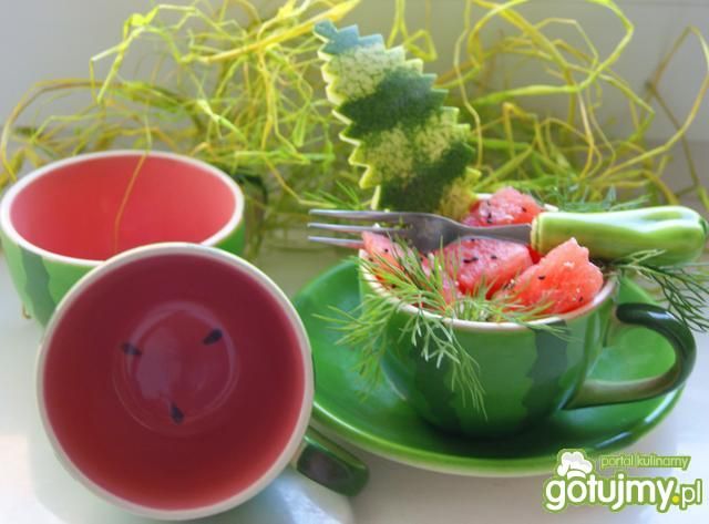 Arbuz pikantny z białym serem :