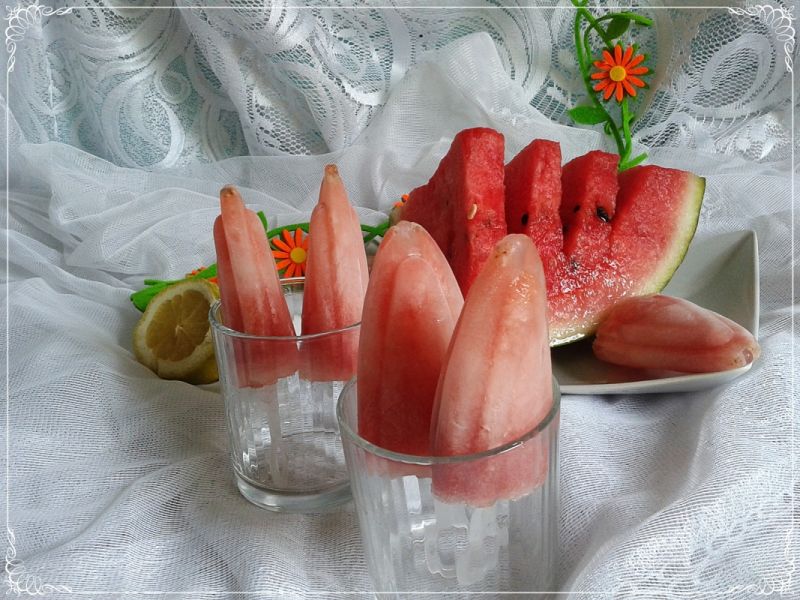 Arbuzowy szał- lody wodne Arbuzowy szał- lody wodne