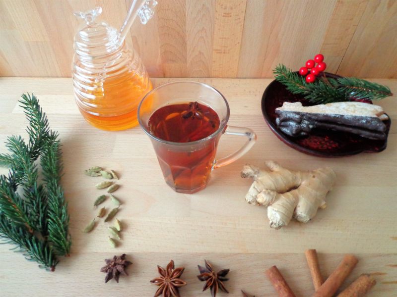 Aromatyczna herbata z kardamonem Aromatyczna herbata z kardamonem