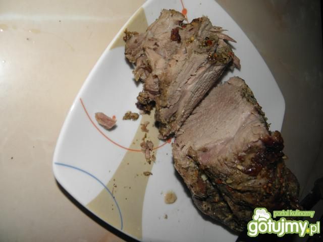 Aromatyczna karkówka z suszonymi grzybam