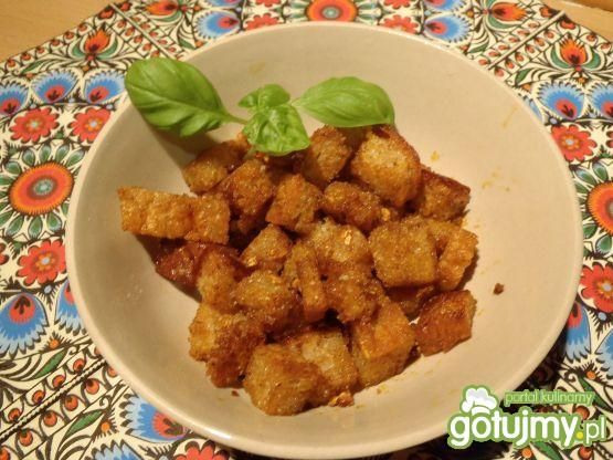 Aromatyczne grzanki czosnkowe