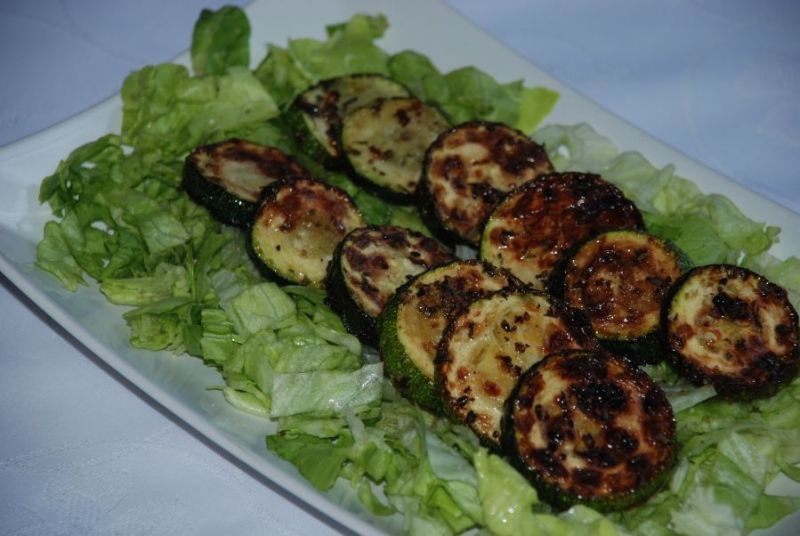 Aromatyczne plastry cukinii