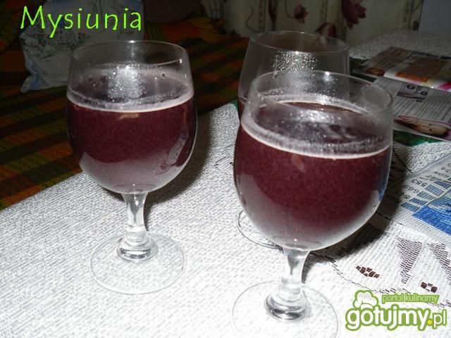 Aromatyczne wino na chłodne wieczory