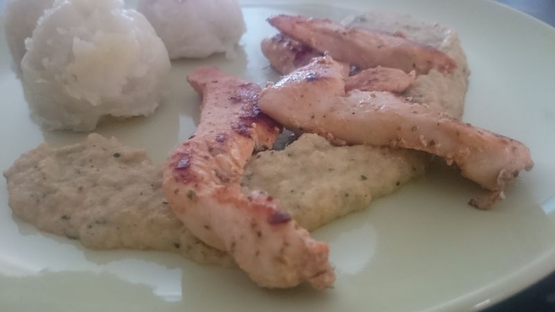 Aromatyczny kremowy sos z kalafiorem Aromatyczny kremowy sos z kalafiorem