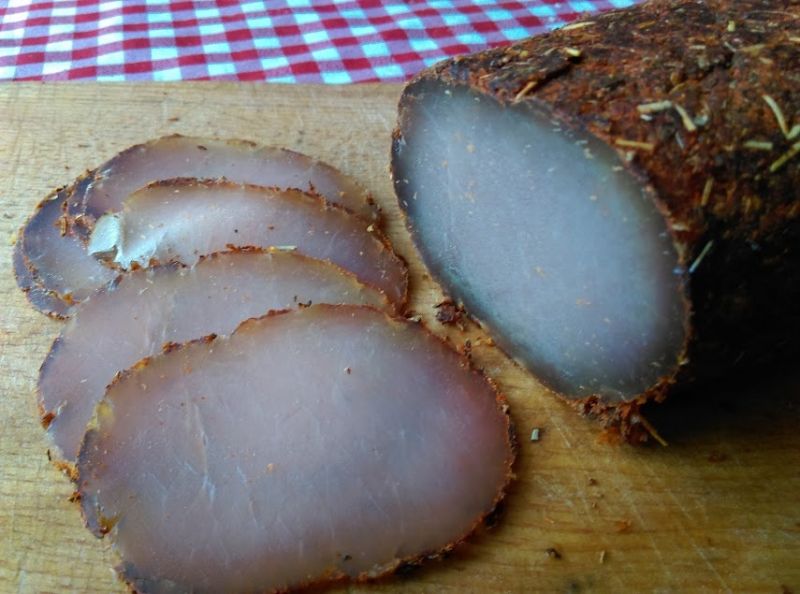 Aromatyczny schab pieczony w niskiej temperaturze Aromatyczny schab pieczony w niskiej temperaturze