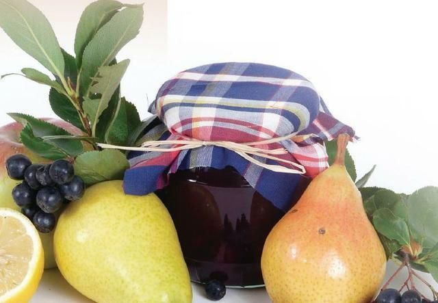 Aronia z jabłkiem siostry Anastazji Aronia z jabłkiem siostry Anastazji