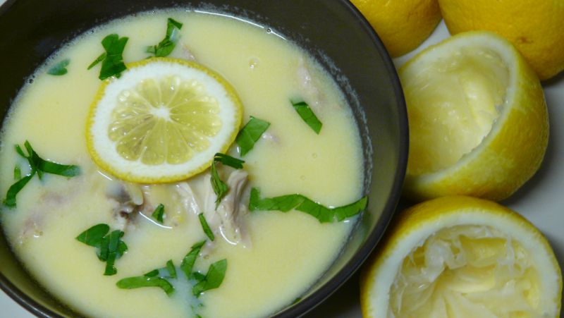 Avgolemono - tradycyjna zupa z Grecji