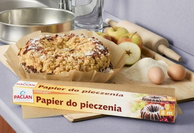 Baba wielkanocna z orzechami