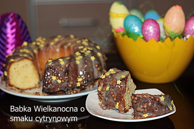 Babeczka Wielkanocna o smaku cytrynowym