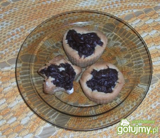 Babeczki biszkoptowe z budyniem