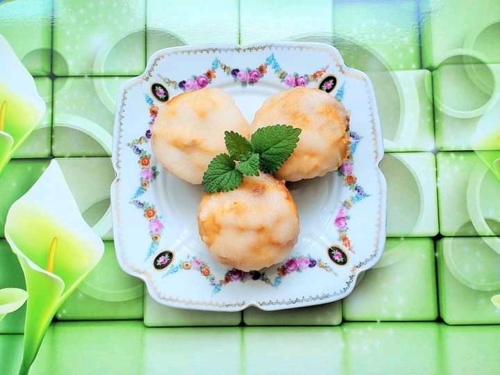 Babeczki biszkoptowe z jabłkami Babeczki biszkoptowe z jabłkami