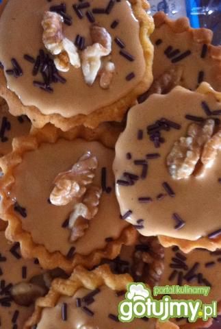 Babeczki kajmakowe z niesponianką Babeczki kajmakowe z niesponianką