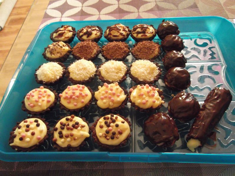 Babeczki kakaowo - orzechowe z kremem