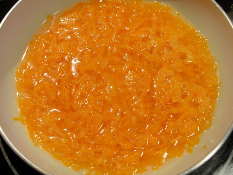 Babeczki marchwiowe z karmelizowaną marchewką