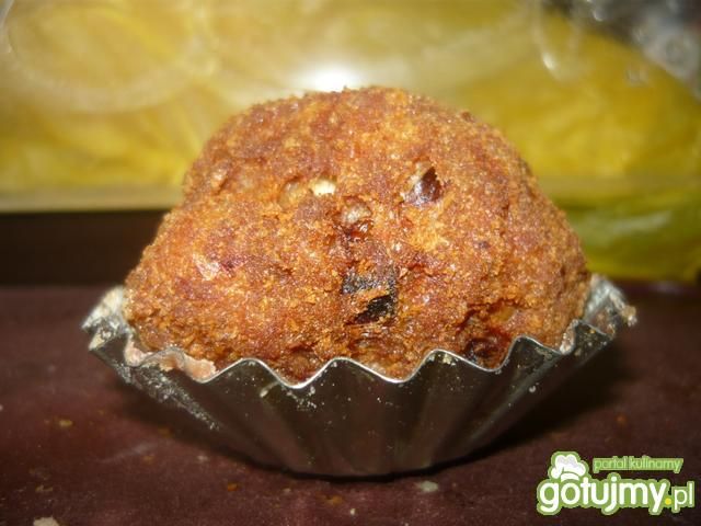 Babeczki mięsne z jajkiem Babeczki mięsne z jajkiem