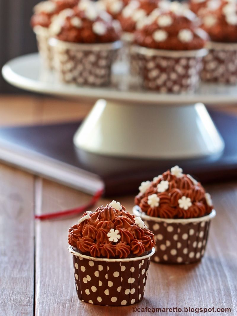 Babeczki mocno czekoladowe