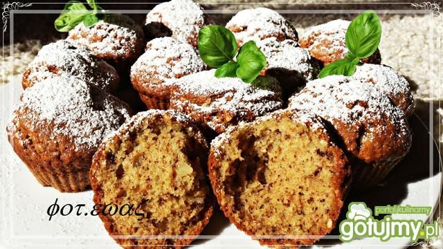 Babeczki orzechowo migdałowe