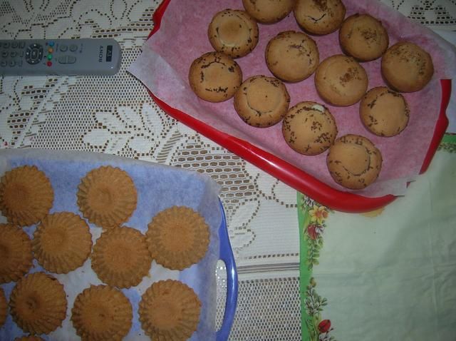 Babeczki owocowe Malina Truskawka Wiśnia Babeczki owocowe Malina Truskawka Wiśnia