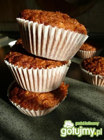 Babeczki owsiane z migdałami Babeczki owsiane z migdałami