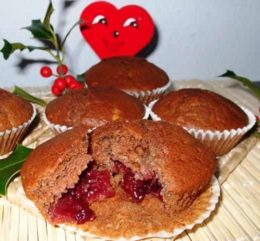 Babeczki piernikowe z dżemem
