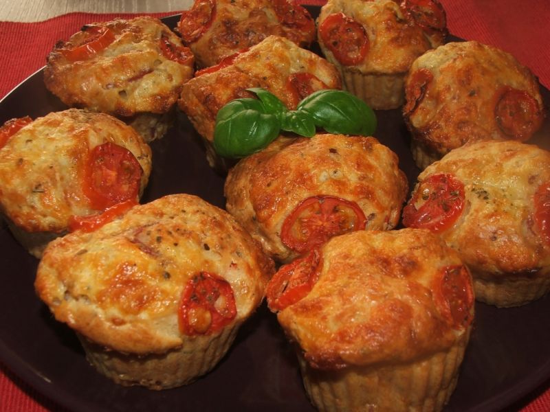 Babeczki pizzowe Babeczki pizzowe