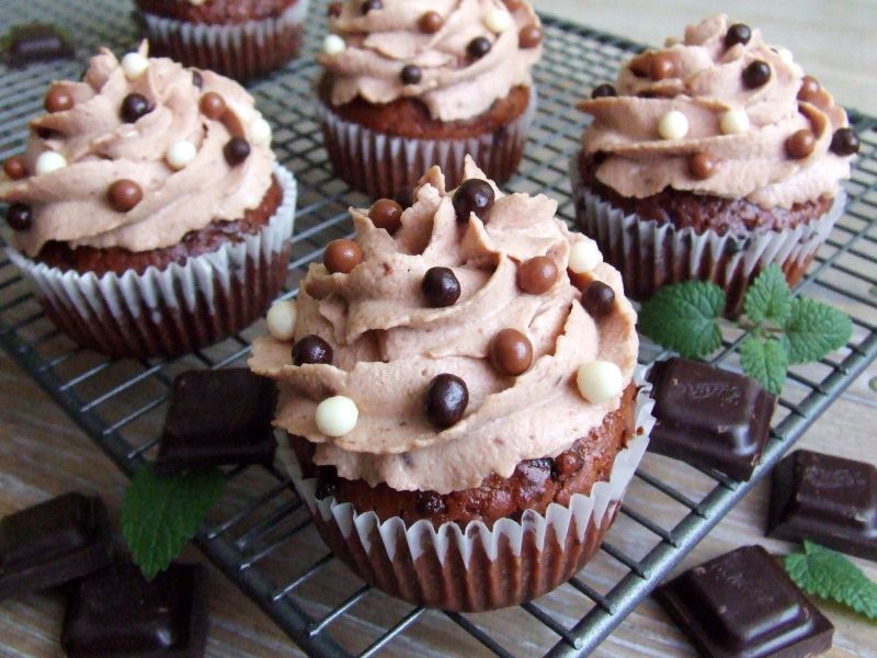 Babeczki podwójnie czekoladowe Babeczki podwójnie czekoladowe