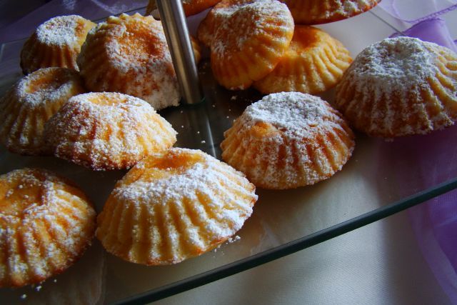 Babeczki z ciasta serowego Babeczki z ciasta serowego